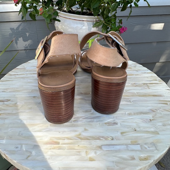 Franco Sarto Helga Havana Heels - Picture 5 of 8